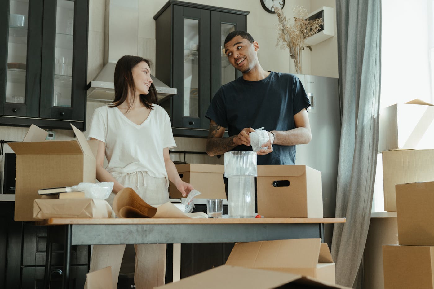 Florida Moving Brand crew loading a move in Orlando, FL